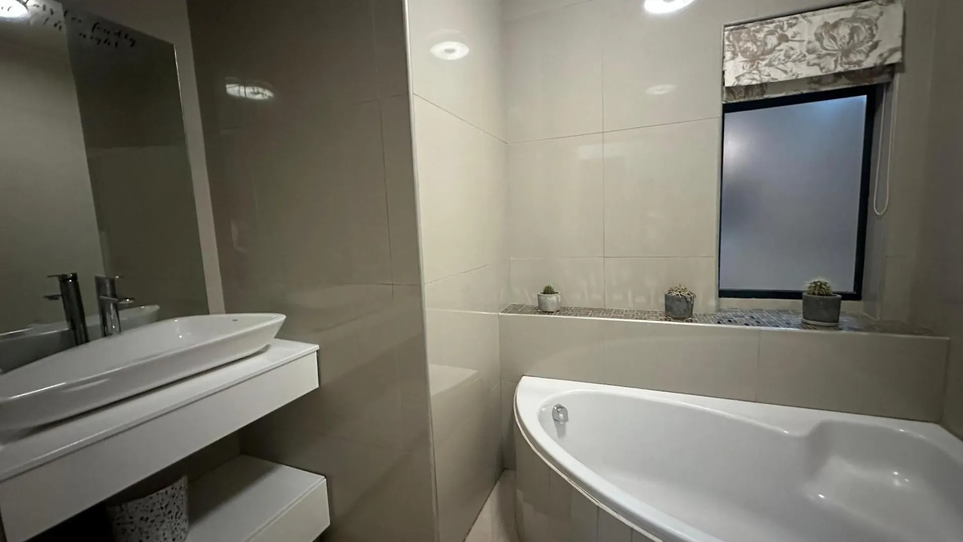 Knightsbridge Luxury Escape Apartment Cape Town South Africa