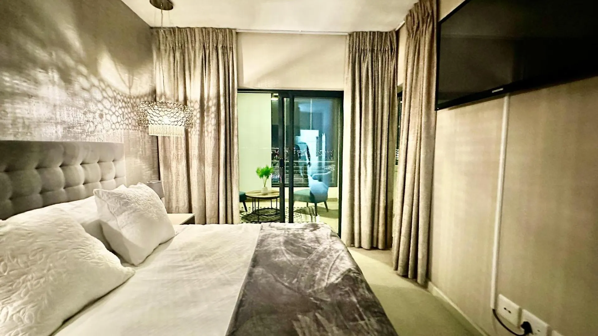 Knightsbridge Luxury Escape Apartment Cape Town